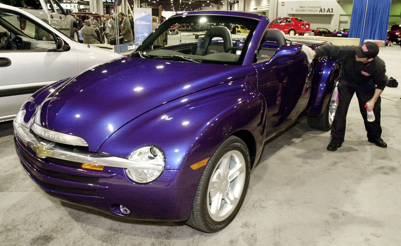 Illustration for article titled The Ten Worst Cars Ever Revealed At The Detroit Auto Show